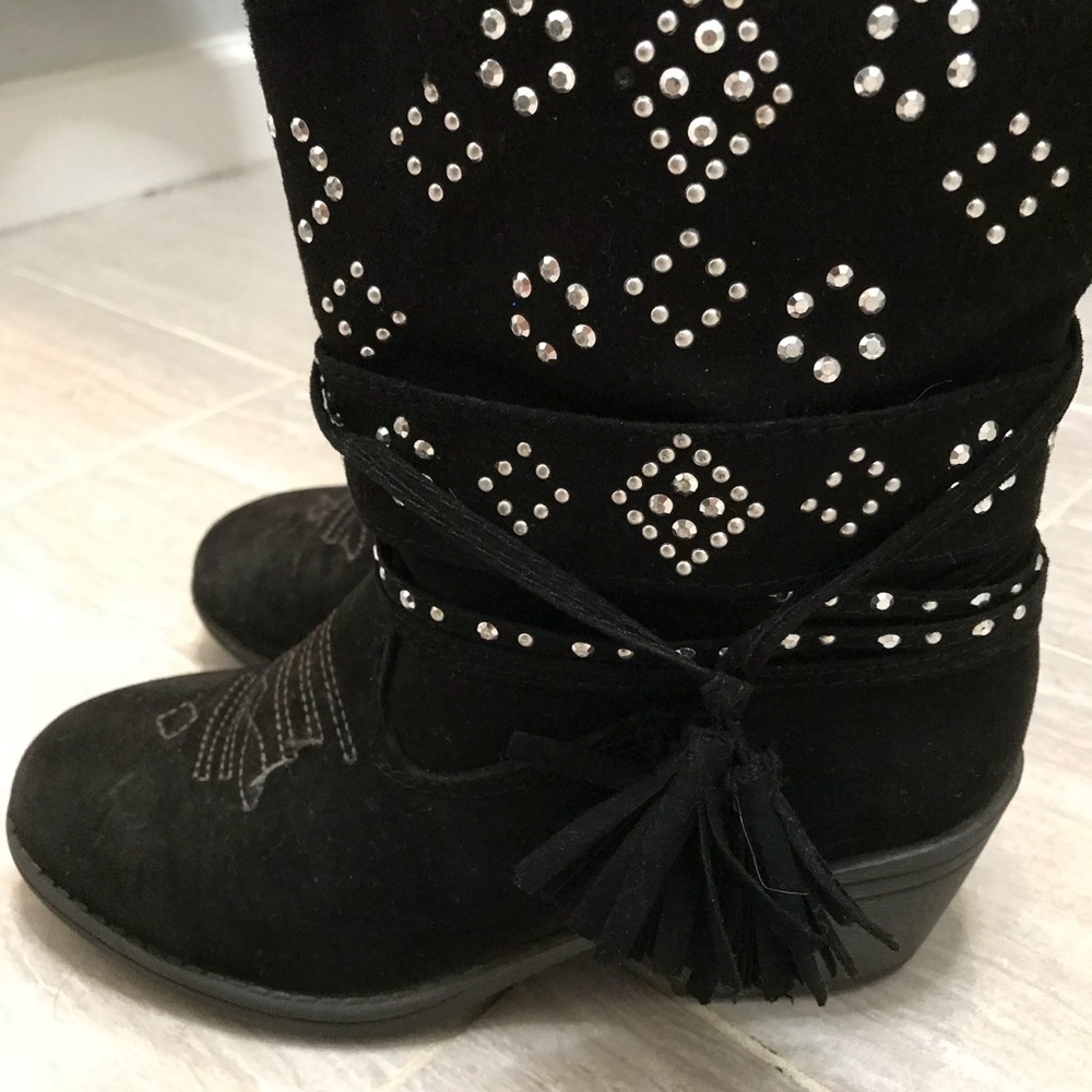 Kids justice brand boots